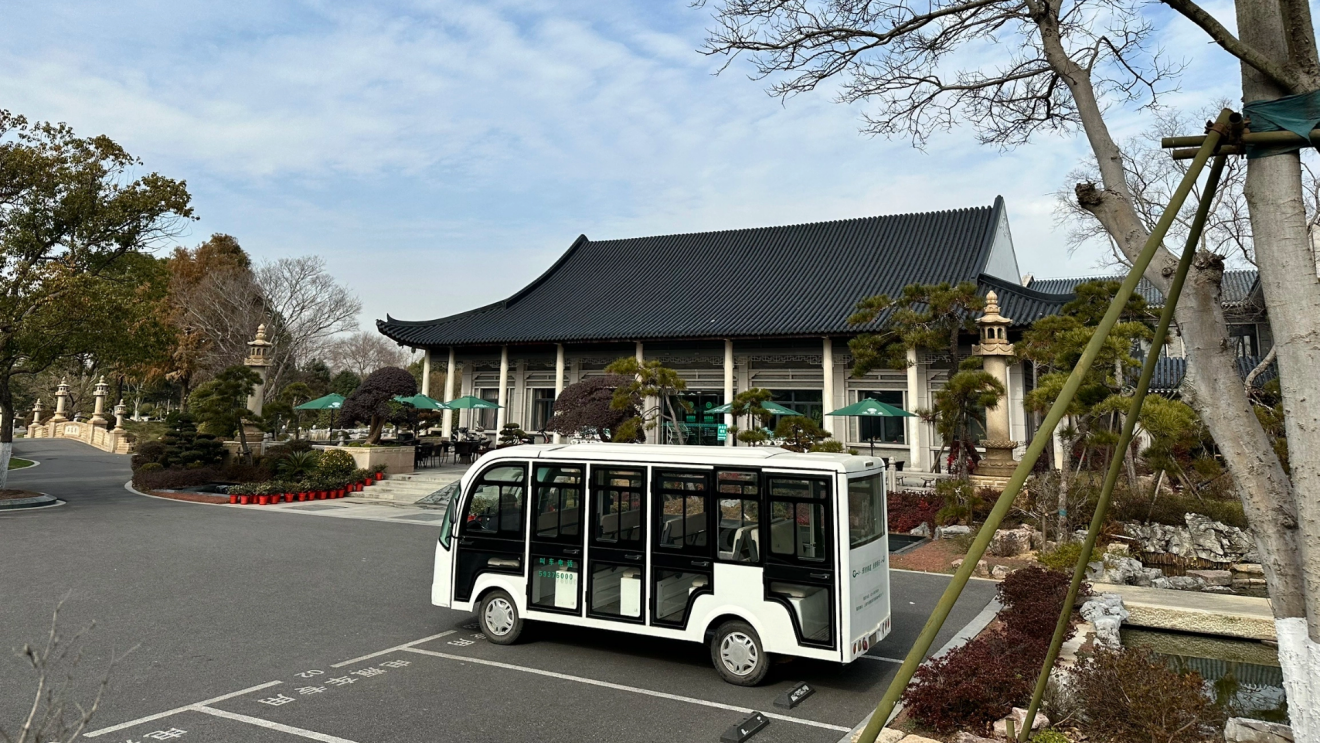 瀛新园大型停车区.png